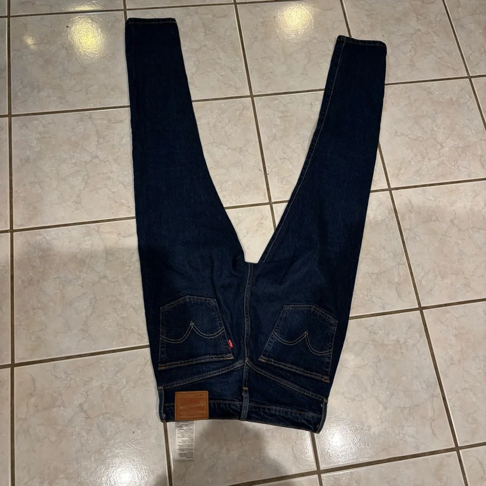Levis 501 Original Fit Jeans Dark Wash Blue 26